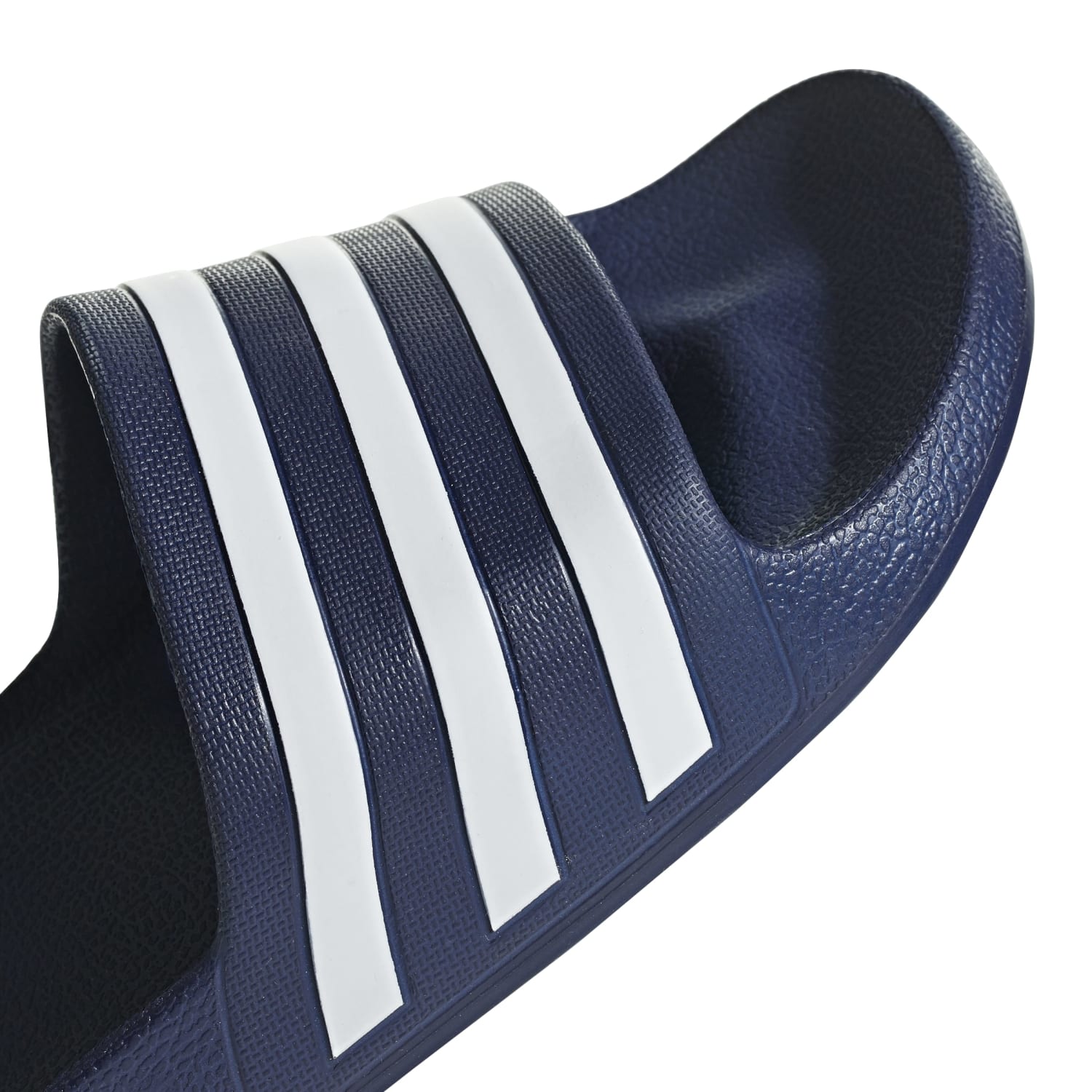 ADILETTE AQUA,