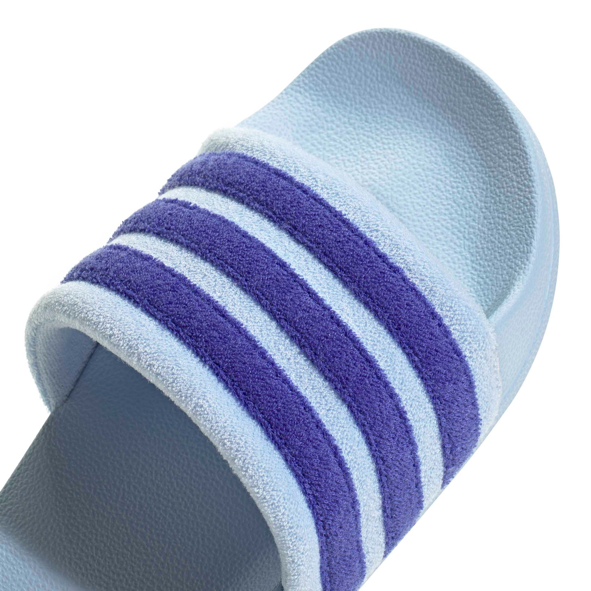 ADILETTE NOSHOWER