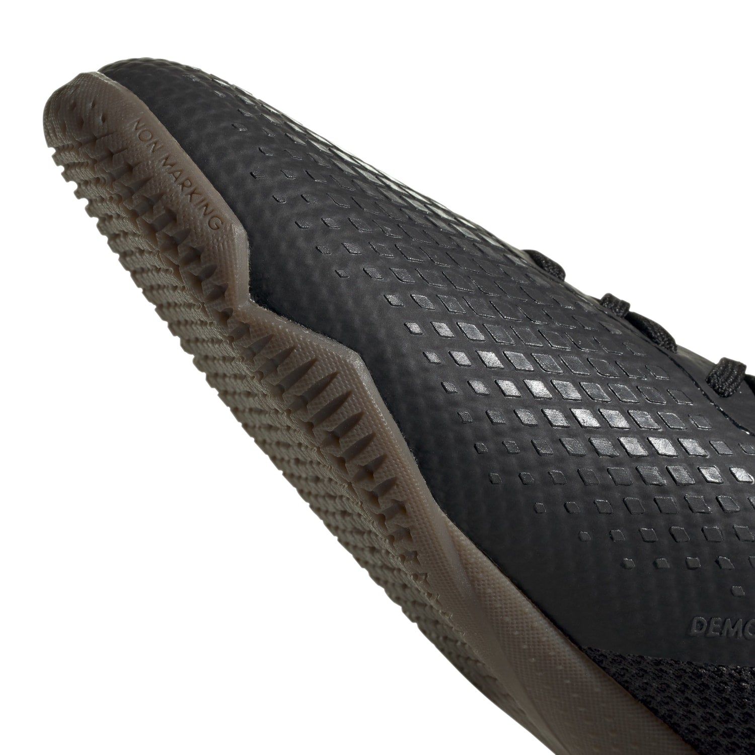 PREDATOR 20.3 IN,CBLACK/CBLACK/DGSO