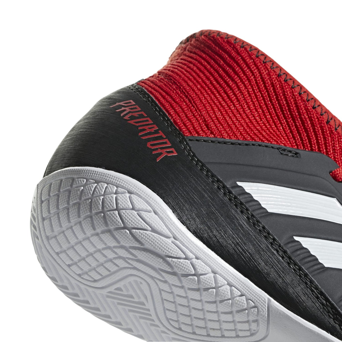 PREDATOR TANGO 18.3 IN J CBLACK/FTWWHT/RED