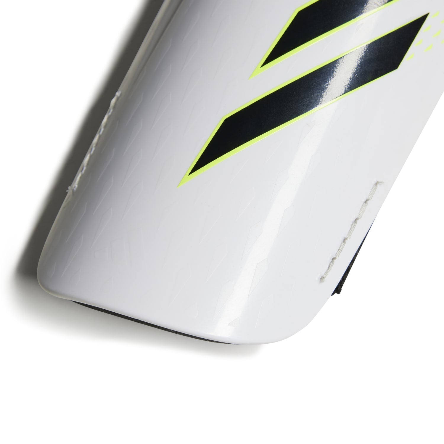 X SG TRN,WHITE/BLACK/LUCLEM