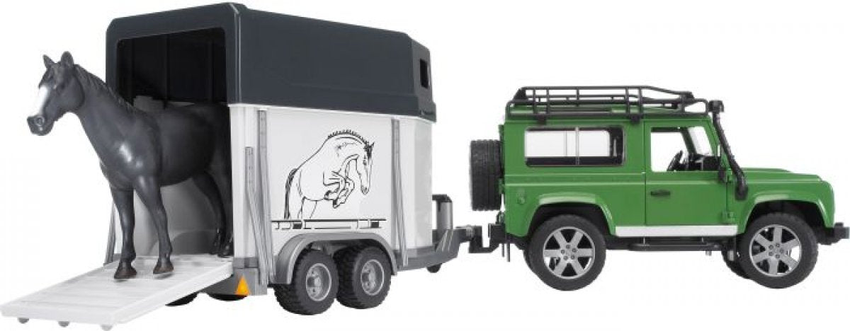 Land Rover Defender Anhänger + Pferd