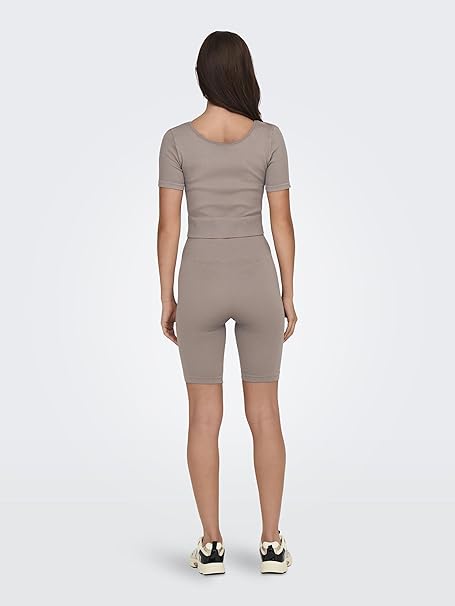 Crop Seam Top