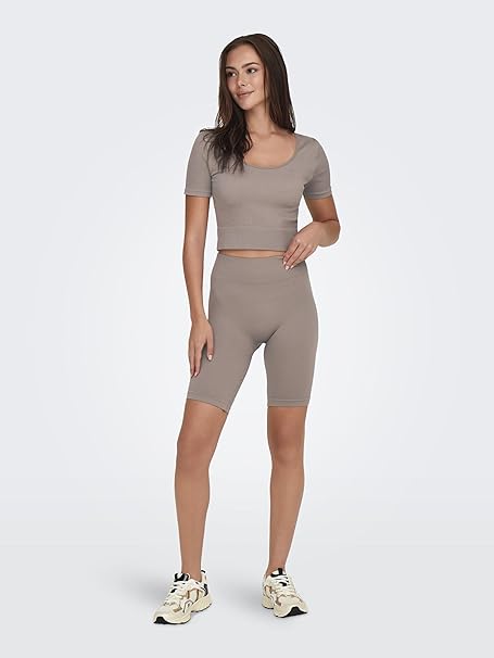 Crop Seam Top