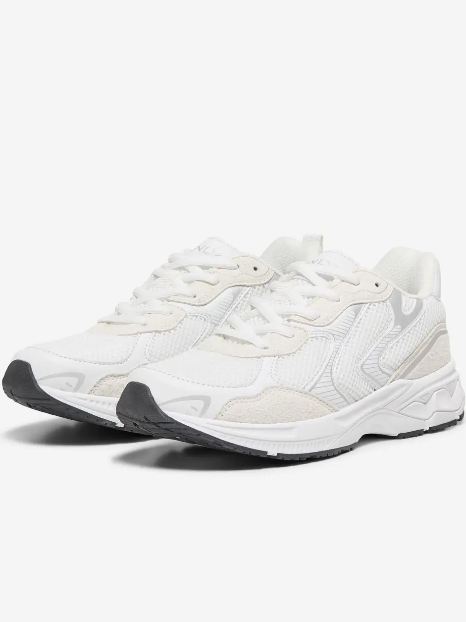 SNEAKER