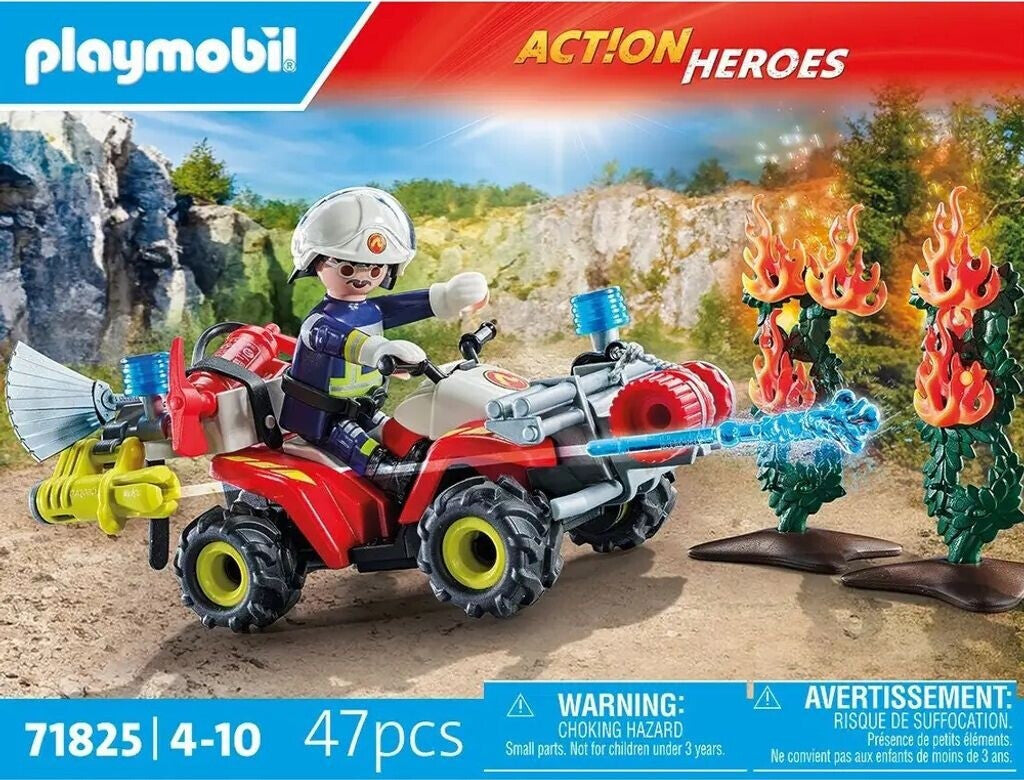 Feuerwehr Quad löscht Heckenbrand