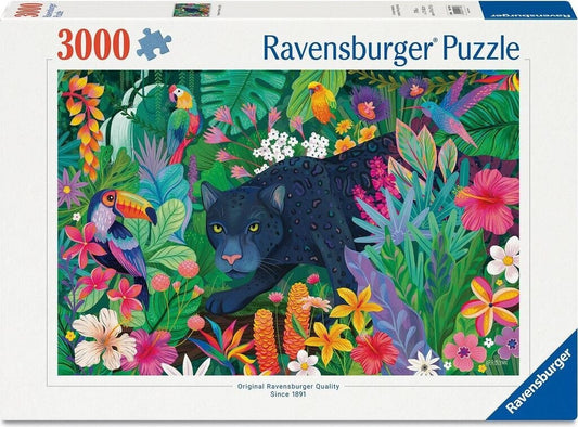 Panther im blühenden Dschungel