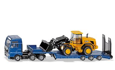 MAN LKW mit Tieflader und JCB