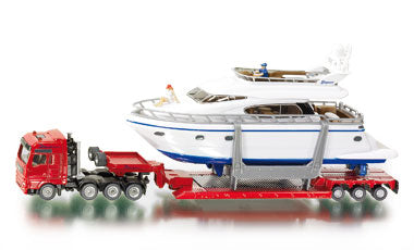Schwertransport mit Yacht