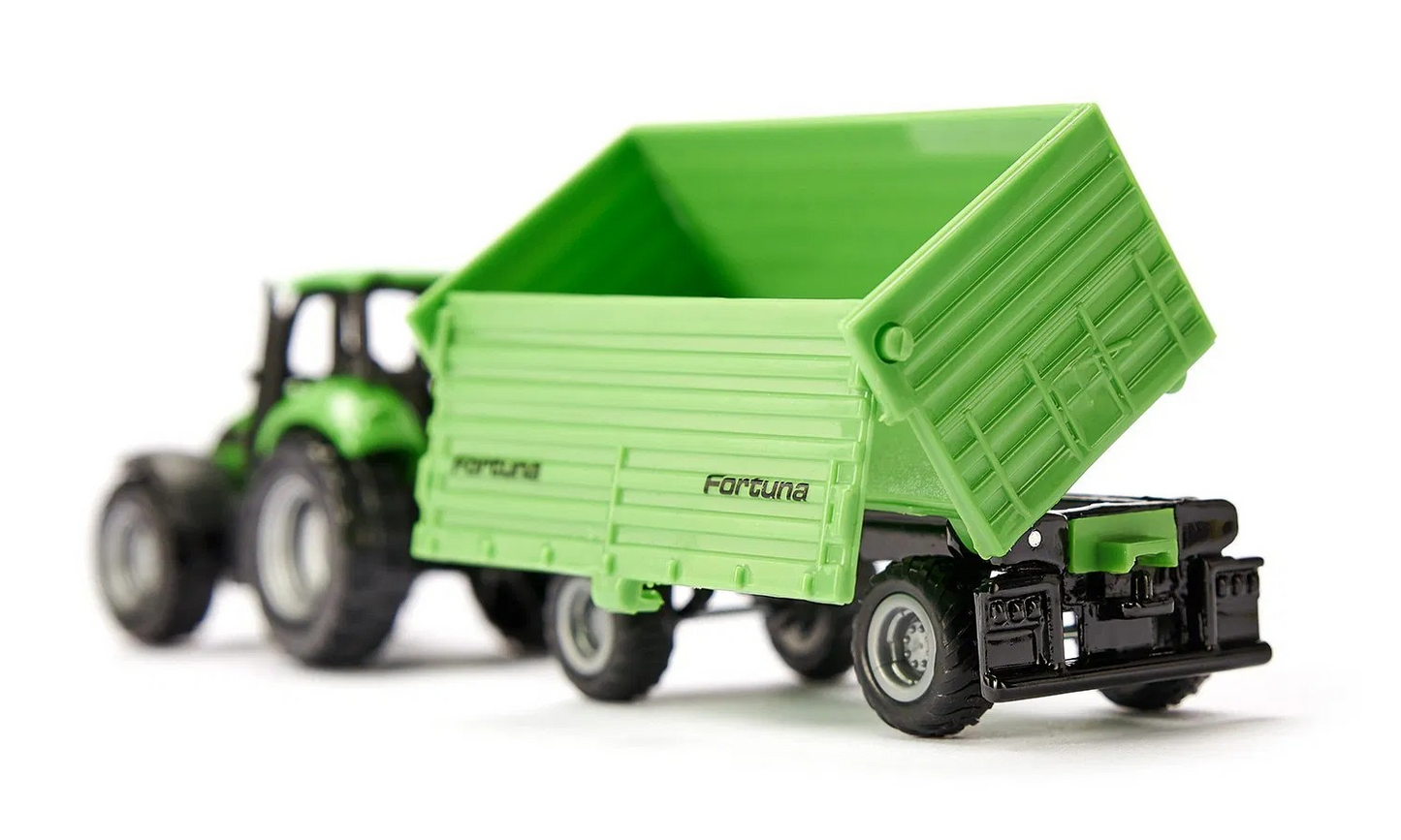Deutz-Fahr mit Fortuna 2-Achs-Anhänger
