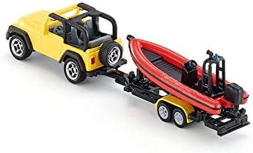 Jeep mit Boot