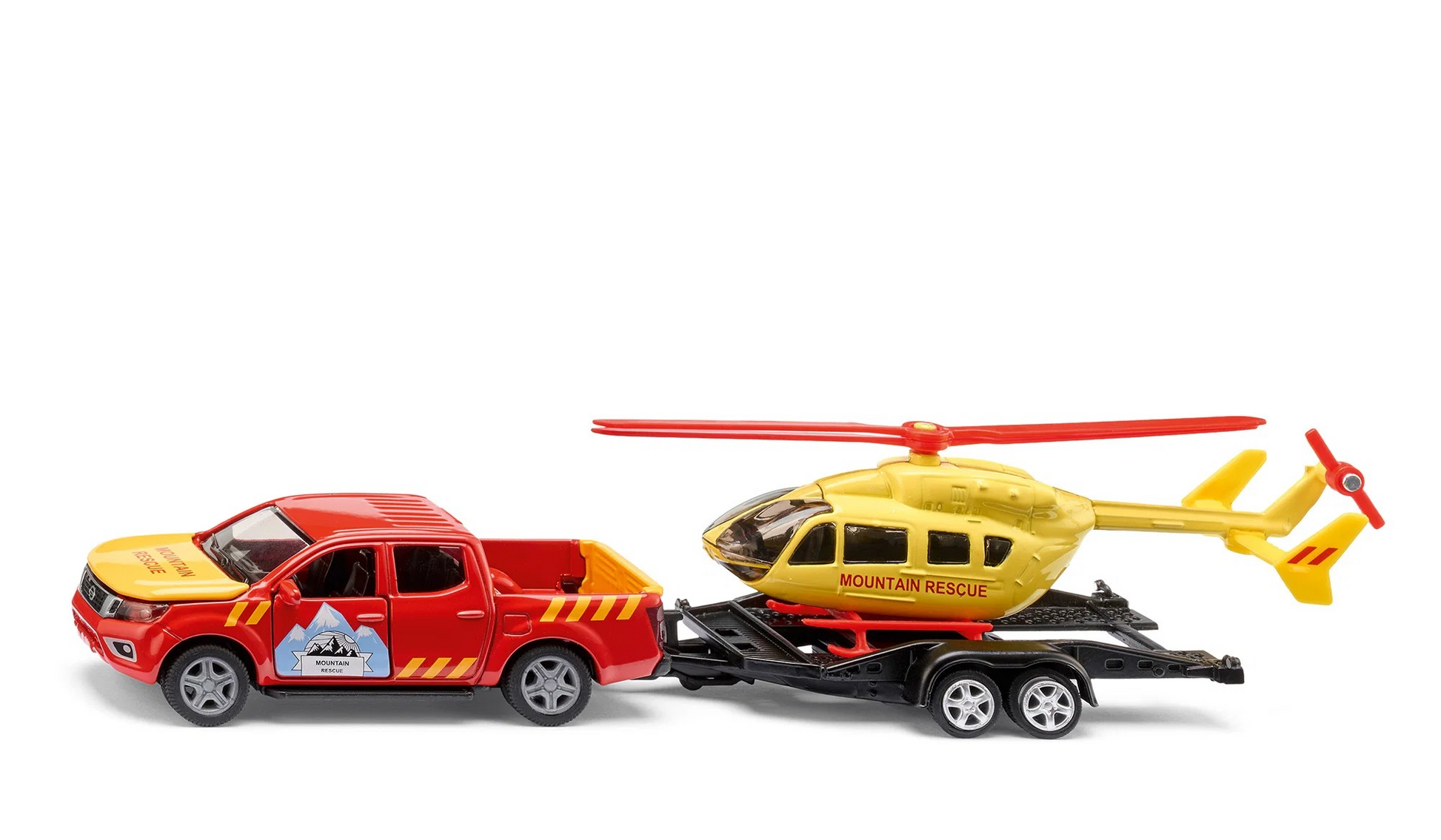 Nissan Navara mit Helikopter