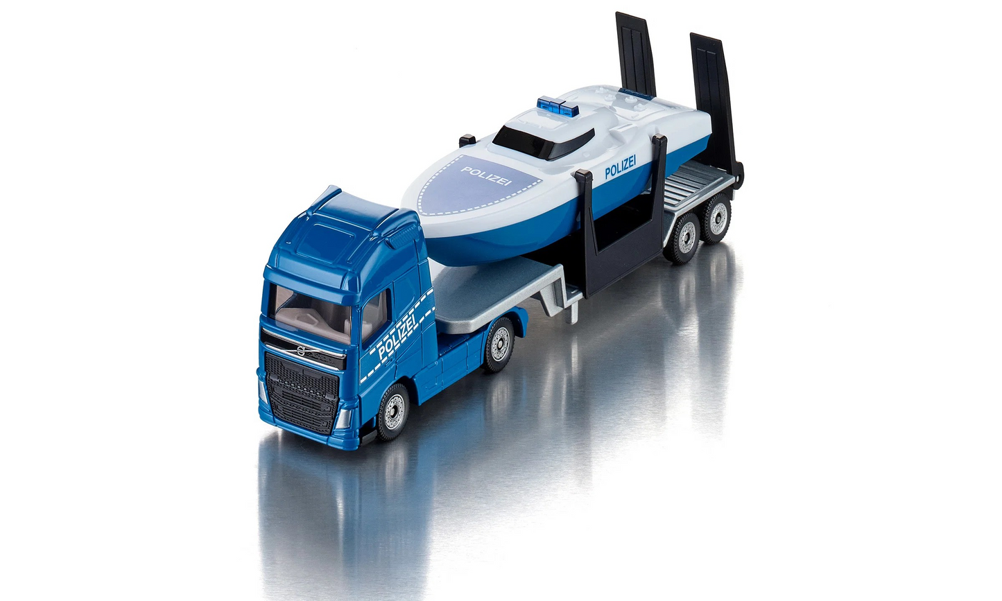 Volvo LKW mit Boot