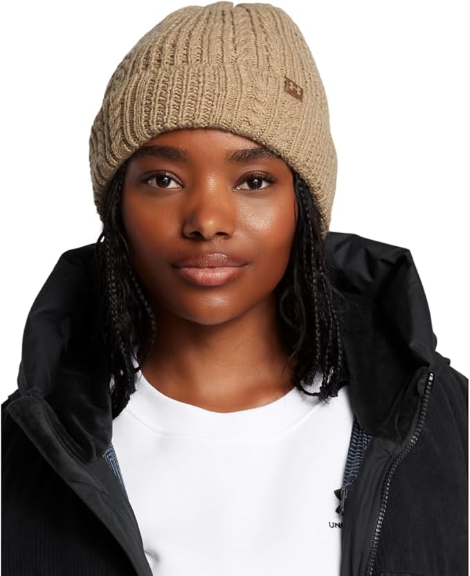 W Halftime Cable Knit Beanie-B